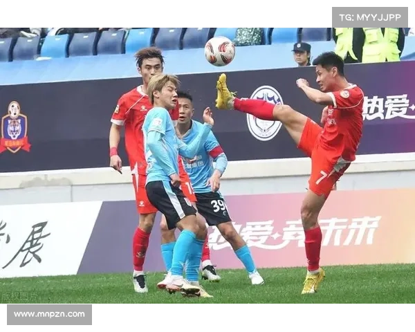 足球与舞蹈的完美碰撞！辽宁铁人啦啦队丝滑转场视频引爆社媒